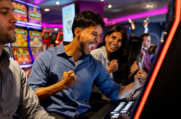 akira toto What Sunrise Gold Slots Contains